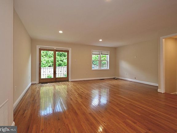 4th image of 10231 Arizona Cir #51