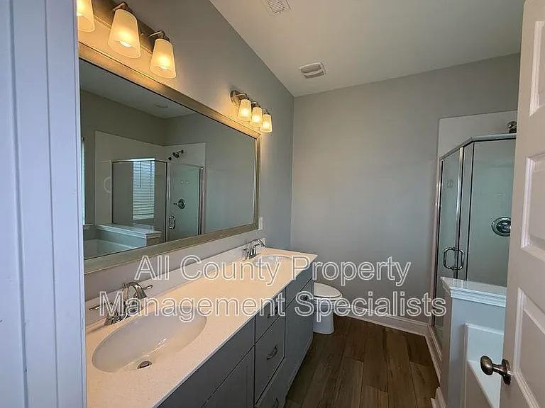 333 Underhill Dr — Photo 7