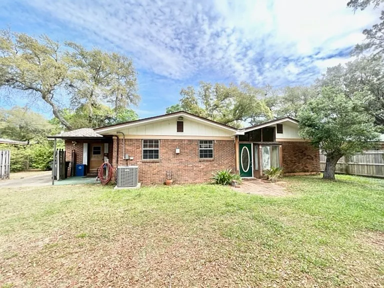 259 Georgia Ave — Photo 28