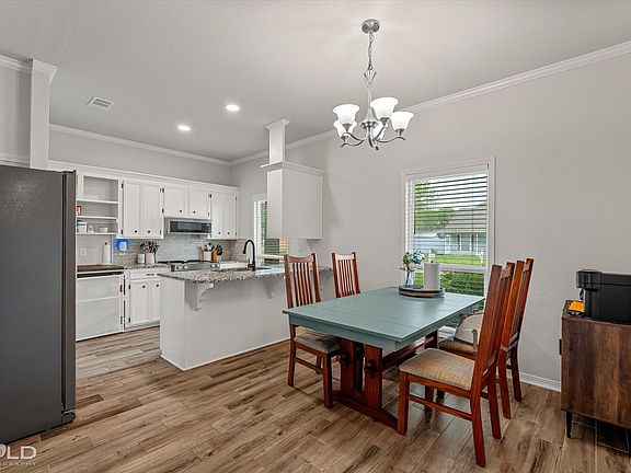 5th image of 3144 Petite Dr