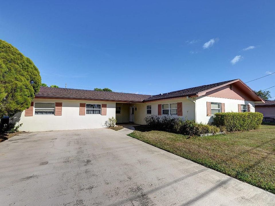 1st image of 4014 Greenwood Dr