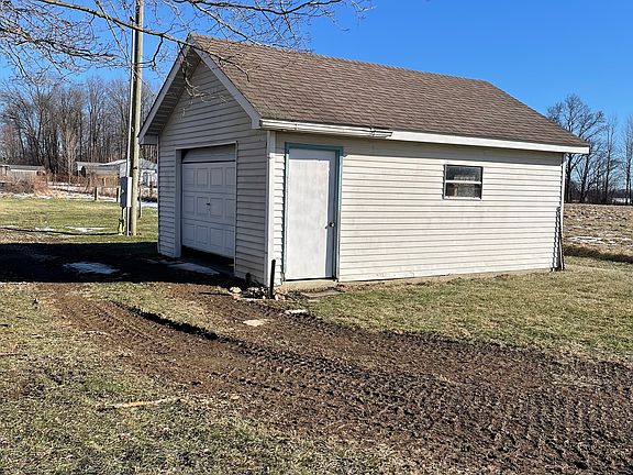 5th image of 5915 W County Road 300 N