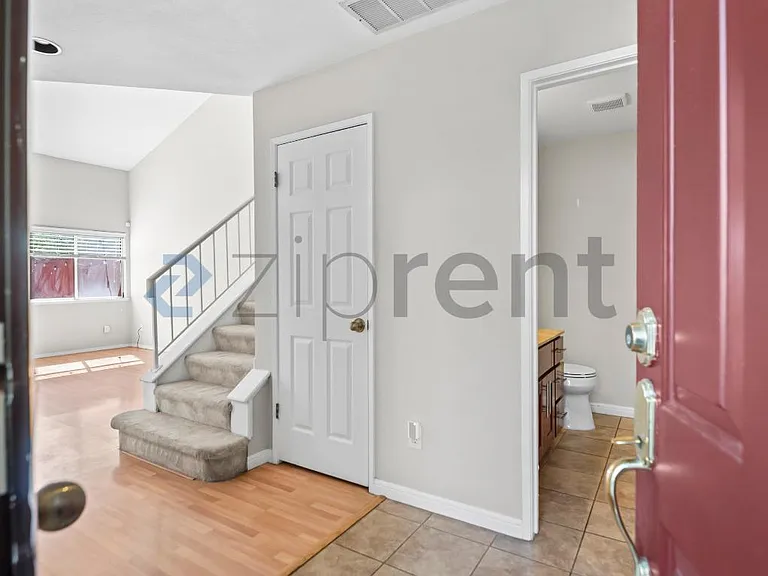 34545 Melissa Ter — Photo 4