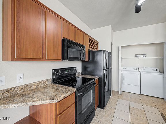 5th image of 9820 N CENTRAL Avenue #132