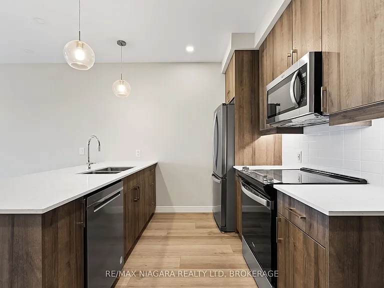 118 West St #703 — Photo 7