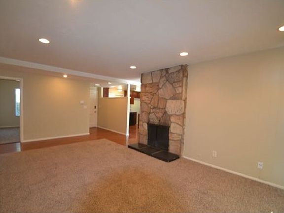 2nd image of 1031 S Laramie St