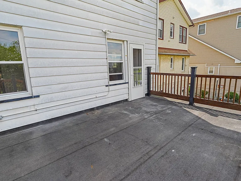 1120 73rd St #1 — Photo 17