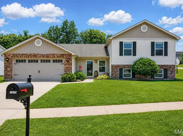 1609 Spring Mill Dr, Wentzville, MO 63385