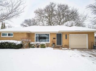 4008 N Keenland Ave, Peoria, IL 61614