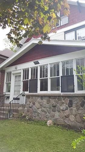 222 Diamond Ave SE #1 Photo 1