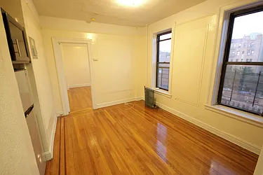 Rented by Link NY Realty