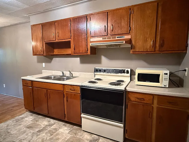 2506 Elizabethton Hwy — Photo 6
