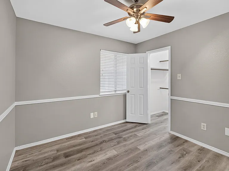 6318 Brookcrest Dr — Photo 13