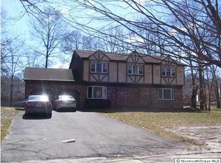 5 Amalie Ct, Manalapan, NJ