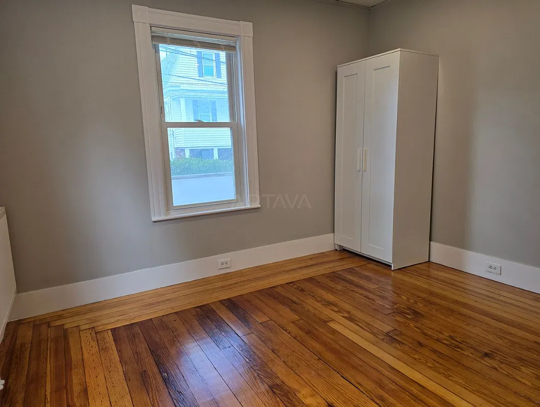3 bed, $3,400 — Photo 4