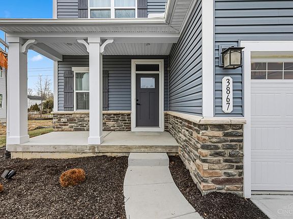 2nd image of 3867 Rosewood Dr