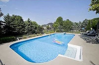 2nd image of 2645 Carmel Dr