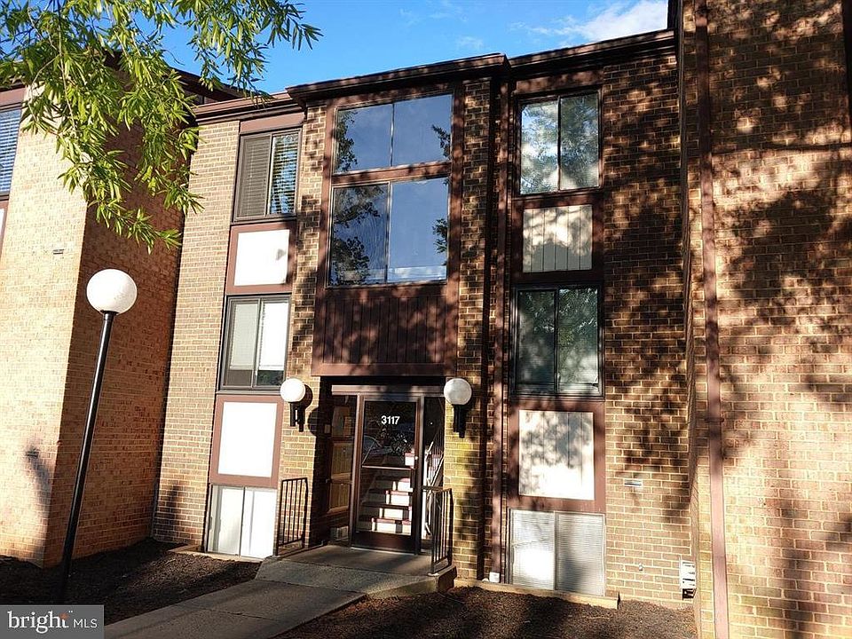 1st image of 3117 Buccaneer Ct APT 102