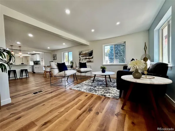 601 W Layton Avenue, Englewood, CO 80110