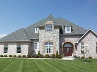 1624 Windsor Ct, Seymour, IN 47274