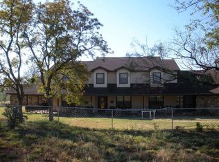 2702 Haws Rd, Iowa Park, TX 76367