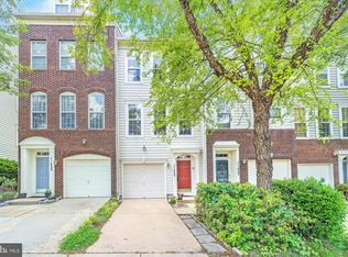 11425 Log Ridge Dr, Fairfax, VA 22030