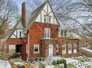 41 Lebanon Hills Dr, Pittsburgh, PA 15228