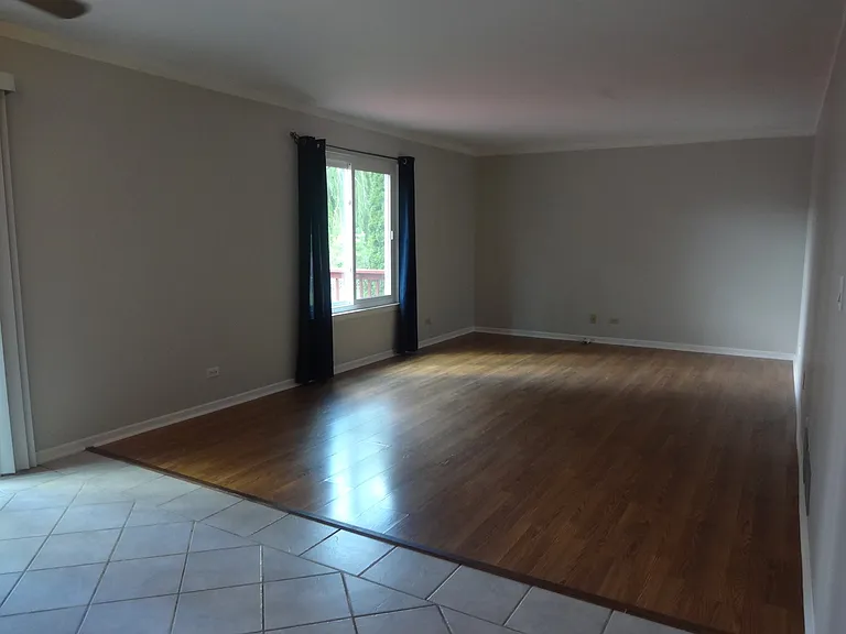1340 Burke Ln — Photo 4