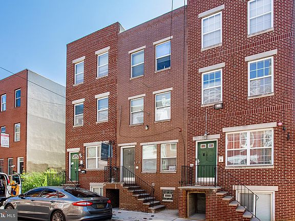 2nd image of 1837 N Willington St #1