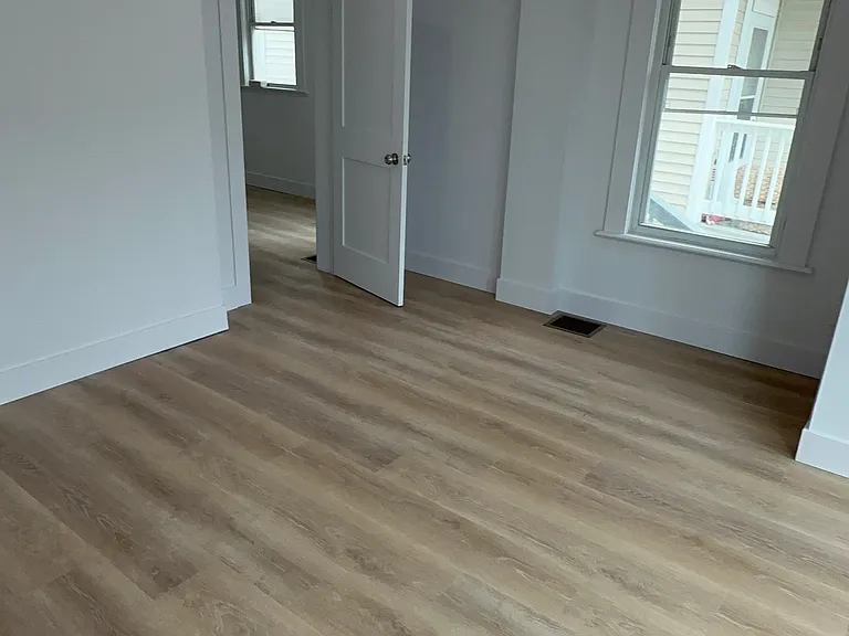 26 Rowan St #2 — Photo 7