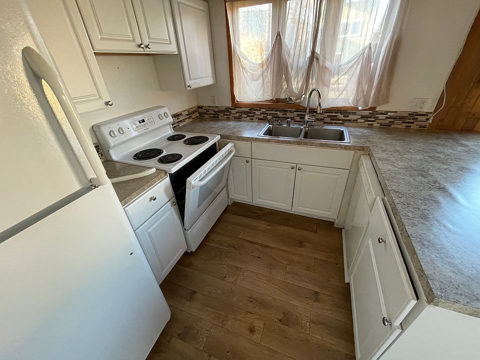 1st image of 1510 1/2 E St #1510