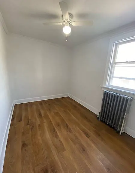 432 Queen St S #D — Photo 4