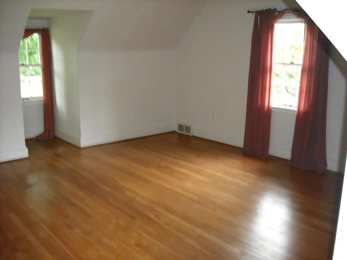 3 bed, 1.5 bath, 1789 sqft, $2,375 — Photo 4