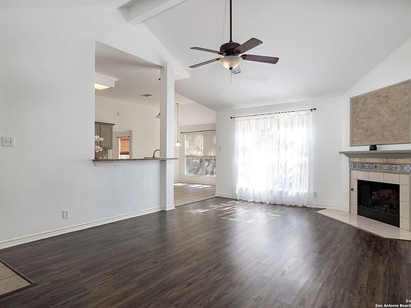 4th image of 1206 Cadley CT