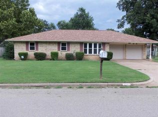 1010 N Brookwood Dr, Perry, OK 73077