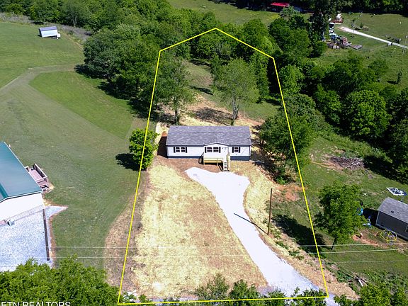 3rd image of 1220 Mitchell Rd