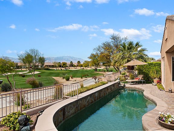 2nd image of 81429 Avenida Montura