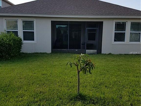 3rd image of 8052 Edgewood Forest Dr