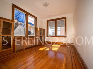 4202 Ditmars Blvd APT 2, Astoria, NY 11105