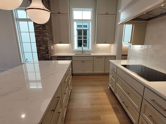 2nd image of 11432 Cotton Ln