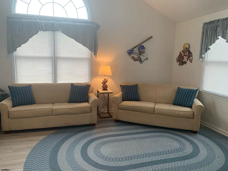 540 W Shore Dr — Photo 16