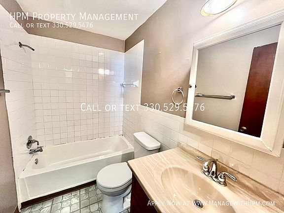 4th image of 1287 Old Eagle Dr #104
