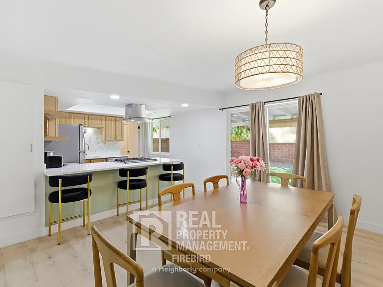 4112 S Grandview Ave — Photo 8