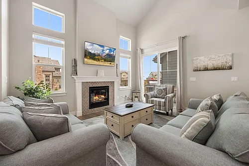 1536 Harebell St Photo 1