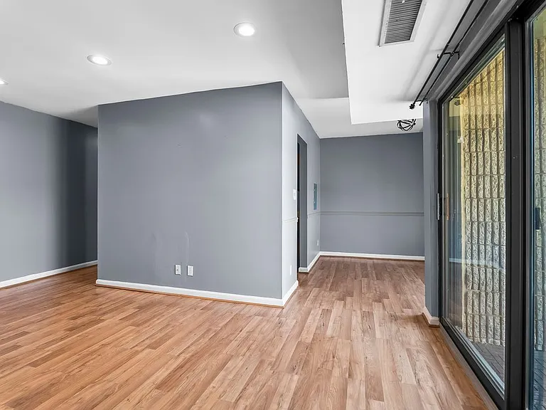 6087 Majors Ln #5 — Photo 7