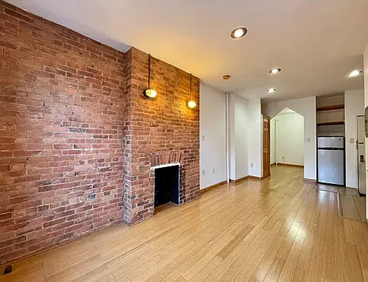 Rented by Oxford Property Group | media 21