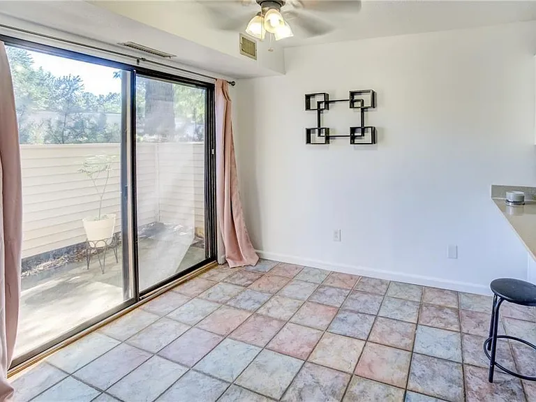 1420 Cedarwood Dr — Photo 14