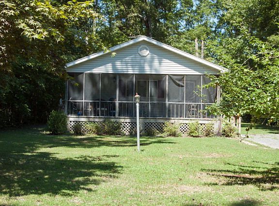 3rd image of 2360 Spinnaker St