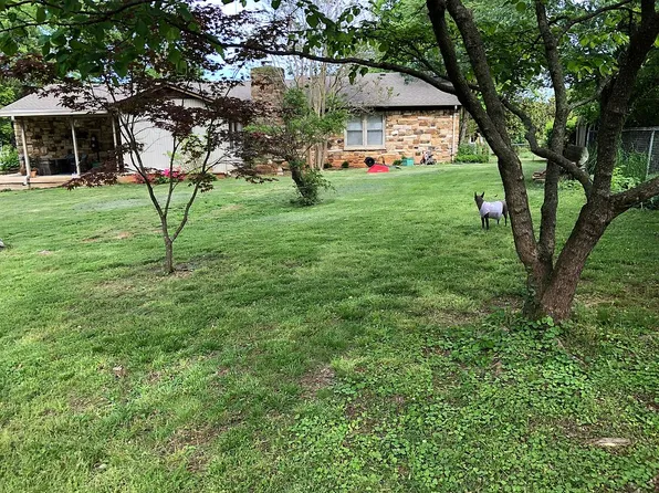 2545 Smallhouse Rd, Bowling Green, KY 42104