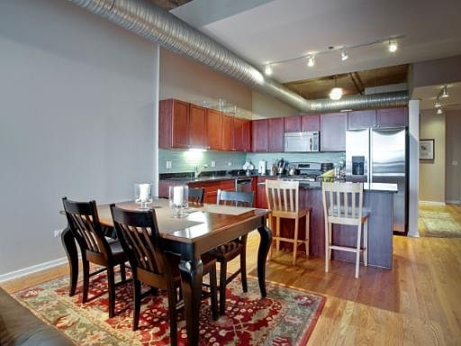 3rd image of 849 N Franklin Ave #1424